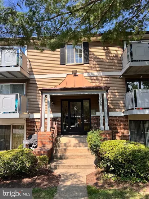 4300 H Buckman Rd #H, Alexandria, VA 22309