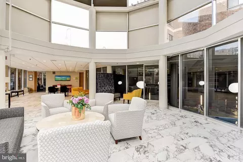 8340 Greensboro Dr #421, Mclean, VA 22102 photo 10