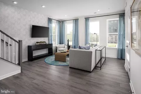 4676 Westfields Blvd, Chantilly, VA 20151 photo 3