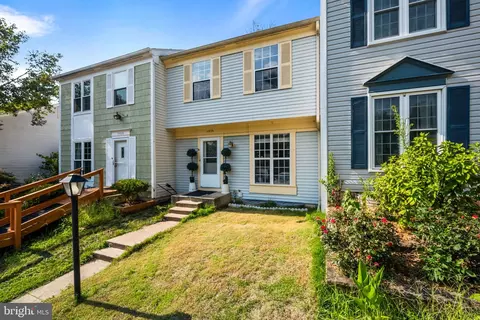 14806 Hancock Ct, Centreville, VA 20120