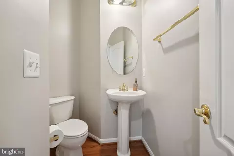 6244 Rolling Spring Ct, Springfield, VA 22152 photo 15