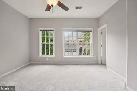 6244 Rolling Spring Ct, Springfield, VA 22152 photo 18