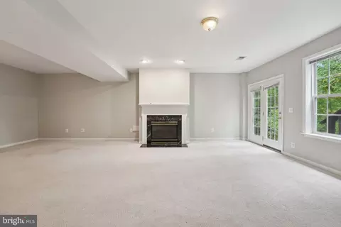6244 Rolling Spring Ct, Springfield, VA 22152 photo 38