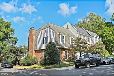 1116 Wimbledon Dr, Mclean, VA 22101