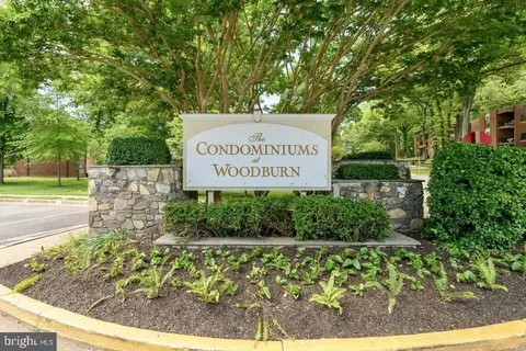 3378 Woodburn Rd #3378-22, Annandale, VA 22003