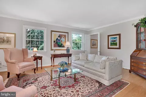 8017 Agin Ct, Mclean, VA 22102 photo 8