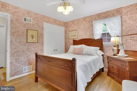 8017 Agin Ct, Mclean, VA 22102 photo 36