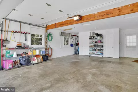 8017 Agin Ct, Mclean, VA 22102 photo 39