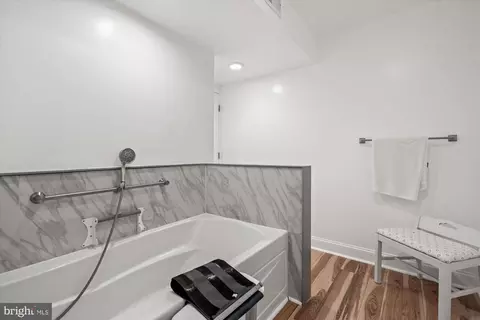 6297 Kerrydale Dr, Springfield, VA 22152 photo 28