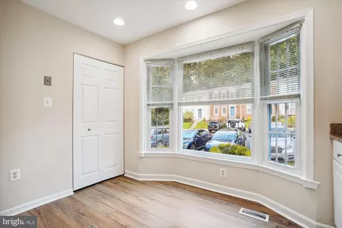 10329 Mockingbird Pond Ct, Burke, VA 22015 photo 10