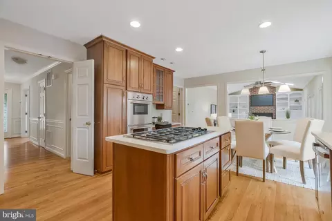 Kitchen - 2605 Barnside Ct, Herndon, VA 20171 photo 3 of 5
