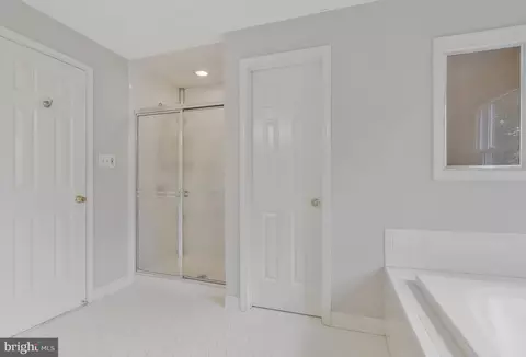 Entry Way - 2605 Barnside Ct, Herndon, VA 20171 photo 5 of 7
