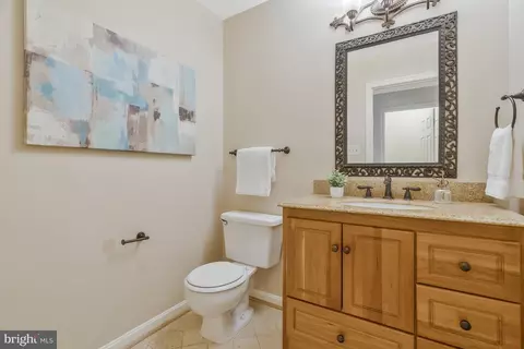 Bath - 2605 Barnside Ct, Herndon, VA 20171 photo 1 of 4