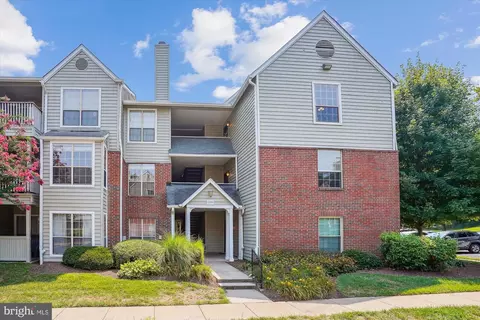 12150 Penderview Ter #1325, Fairfax, VA 22033