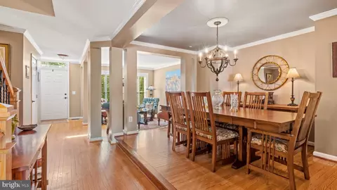 12083 Edgemere Cir, Reston, VA 20190 photo 4