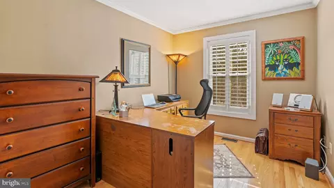 12083 Edgemere Cir, Reston, VA 20190 photo 7