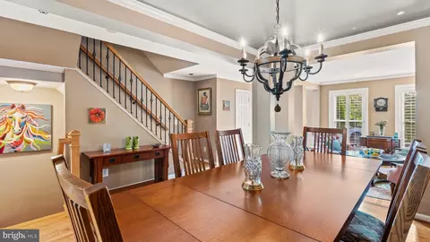 12083 Edgemere Cir, Reston, VA 20190 photo 6