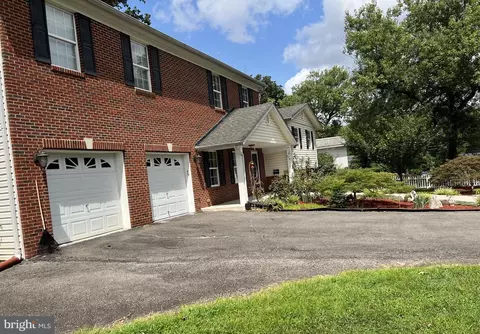 6120 Greeley Blvd, Springfield, VA 22152 photo 2