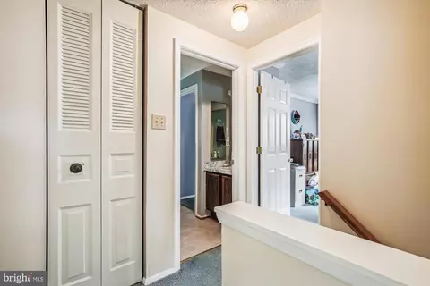 8497 Rainbow Bridge Ln, Springfield, VA 22153 photo 16