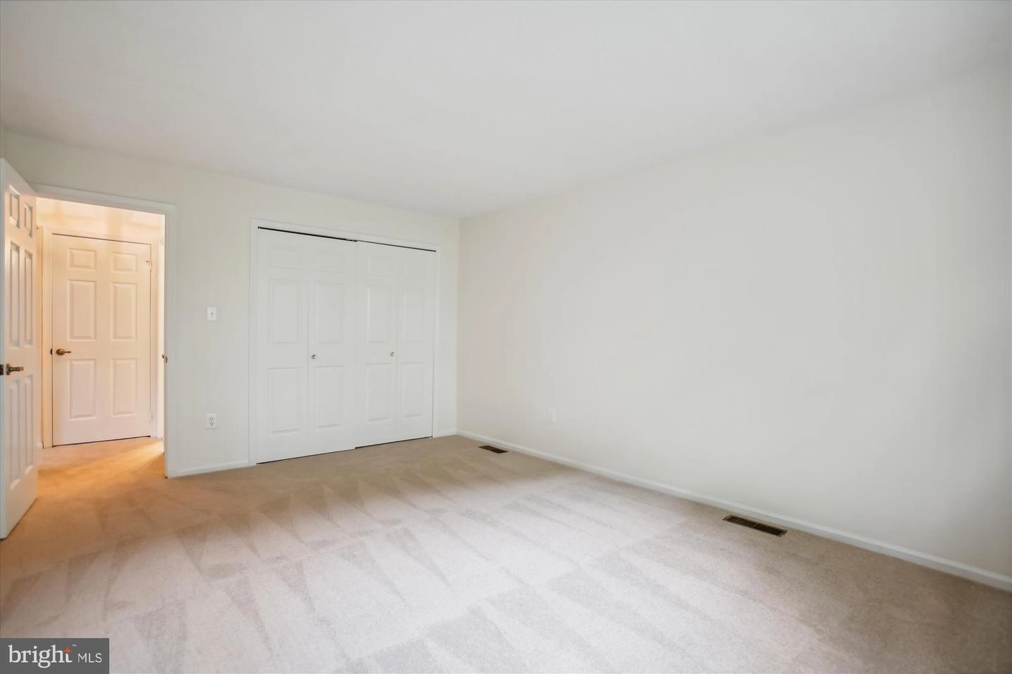 9121 Beachway Ln, Springfield, VA 22153 photo 19