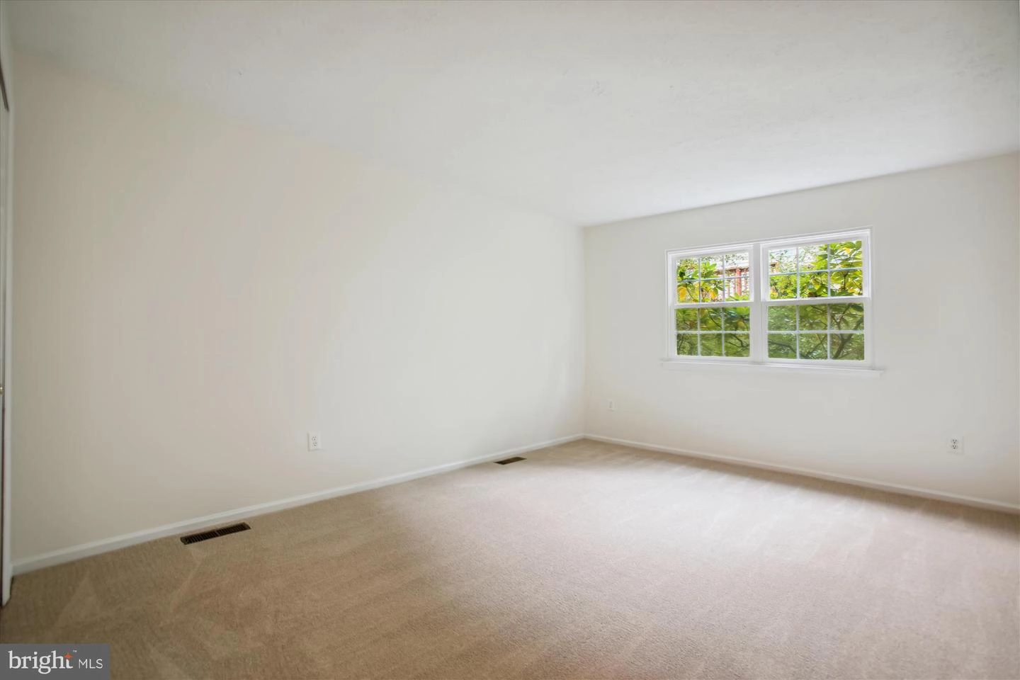 9121 Beachway Ln, Springfield, VA 22153 photo 18