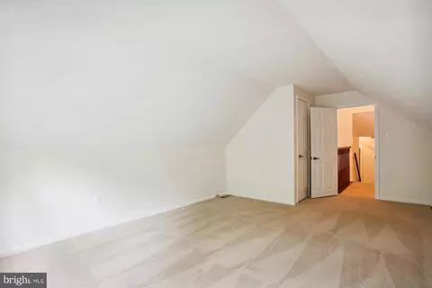 9121 Beachway Ln, Springfield, VA 22153 photo 33