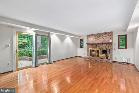 11625 Deer Forest Rd, Reston, VA 20194 photo 18