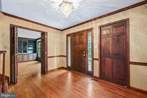 11625 Deer Forest Rd, Reston, VA 20194 photo 4