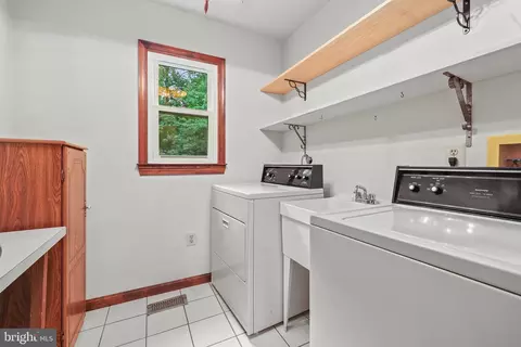 11625 Deer Forest Rd, Reston, VA 20194 photo 23
