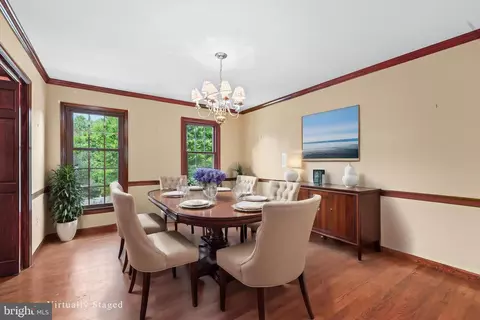 11625 Deer Forest Rd, Reston, VA 20194 photo 9