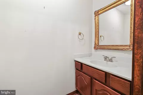11625 Deer Forest Rd, Reston, VA 20194 photo 22
