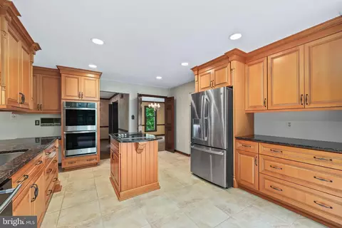 11625 Deer Forest Rd, Reston, VA 20194 photo 15