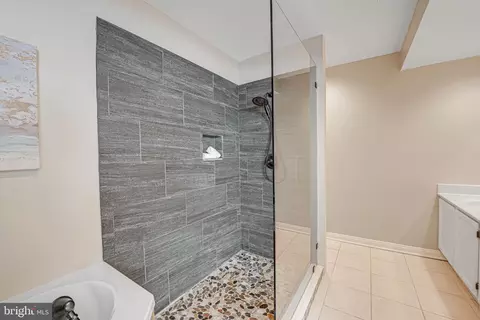 11032 Thrush Ridge Rd, Reston, VA 20191 photo 25