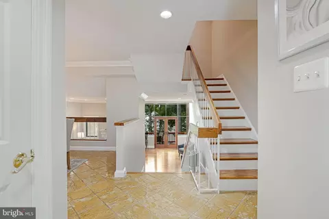 11032 Thrush Ridge Rd, Reston, VA 20191 photo 5