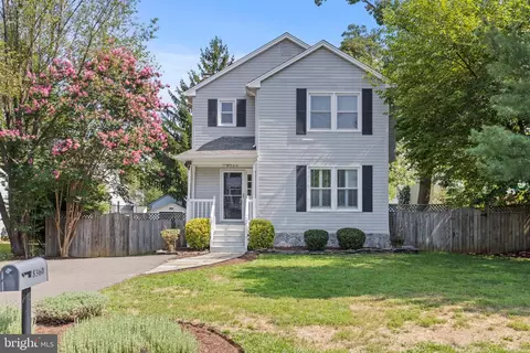 8360 1st Ave, Vienna, VA 22182
