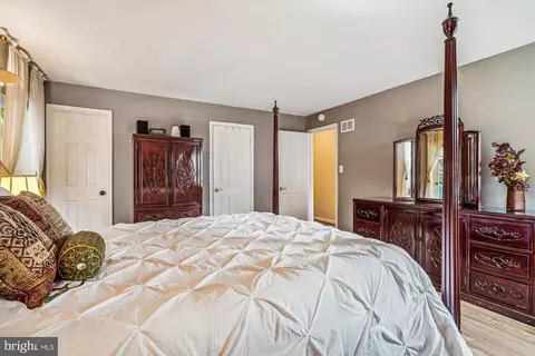 1320 Elsinore Ave, Mclean, VA 22102 photo 13