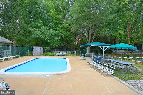 1320 Elsinore Ave, Mclean, VA 22102 photo 32