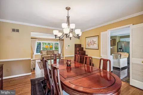 1320 Elsinore Ave, Mclean, VA 22102 photo 8