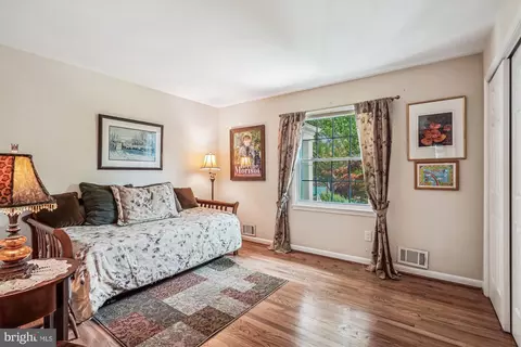 1320 Elsinore Ave, Mclean, VA 22102 photo 16