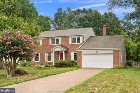 9331 Heather Glen Dr, Alexandria, VA 22309