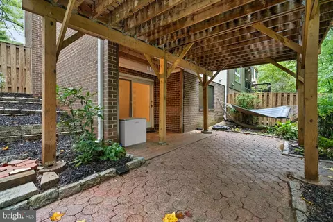 11083 Saffold Way, Reston, VA 20190 photo 32
