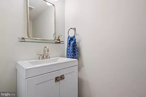 11083 Saffold Way, Reston, VA 20190 photo 12
