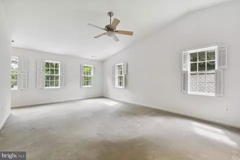 9018 Old Dominion Dr, Mclean, VA 22102 photo 18