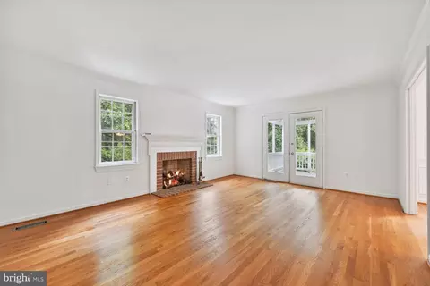 9018 Old Dominion Dr, Mclean, VA 22102 photo 14