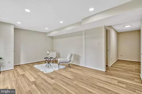 Living - 8305 Lindside Way, Springfield, VA 22153 photo 7 of 7