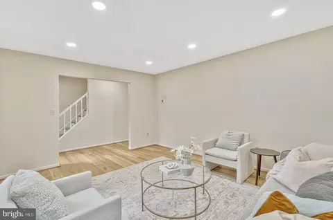 Living - 8305 Lindside Way, Springfield, VA 22153 photo 2 of 7