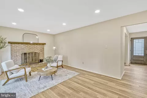 Living - 8305 Lindside Way, Springfield, VA 22153 photo 5 of 7