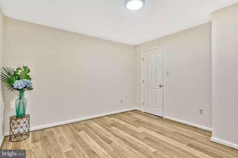 Bedroom - 8305 Lindside Way, Springfield, VA 22153 photo 8 of 8