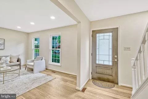 Entry Way - 8305 Lindside Way, Springfield, VA 22153 photo 1 of 6