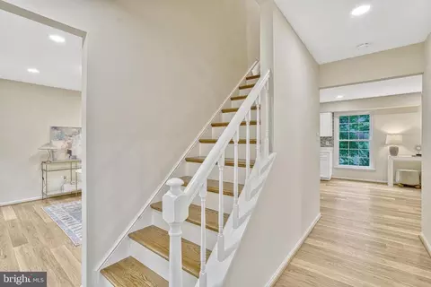 Entry Way - 8305 Lindside Way, Springfield, VA 22153 photo 6 of 6